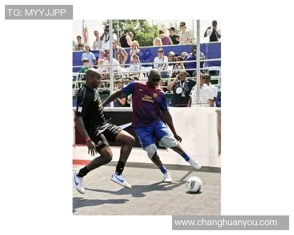 足球场上球星风采尽显经典挂画精选合集赏析 足球场上球星风采尽显经典挂画精选合集赏析